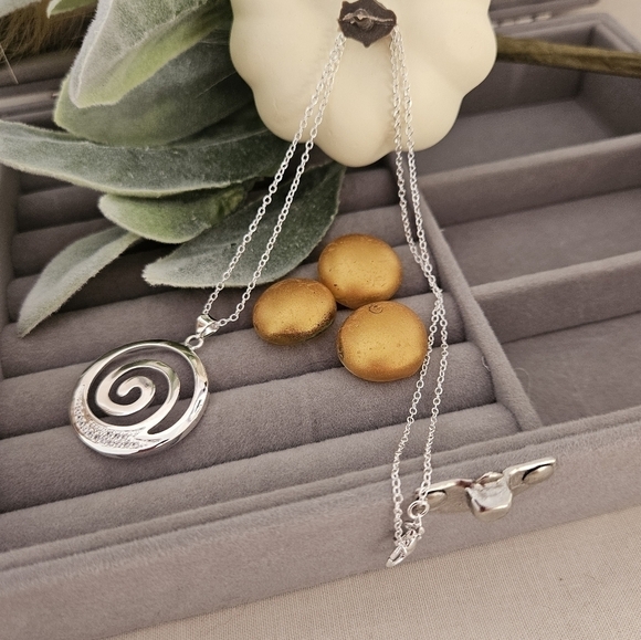 925 sterling silver, 20-inch snake chain. Circle pendent. - Picture 4 of 4